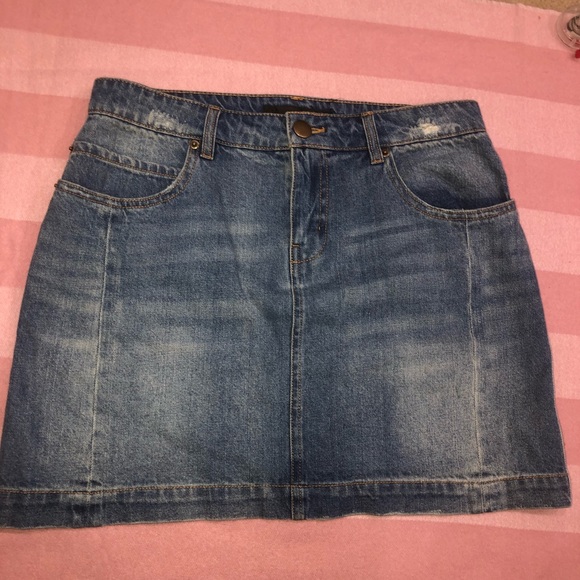 Versona NWT! Med Wash Color Denim Mini Skirt - Picture 9 of 11